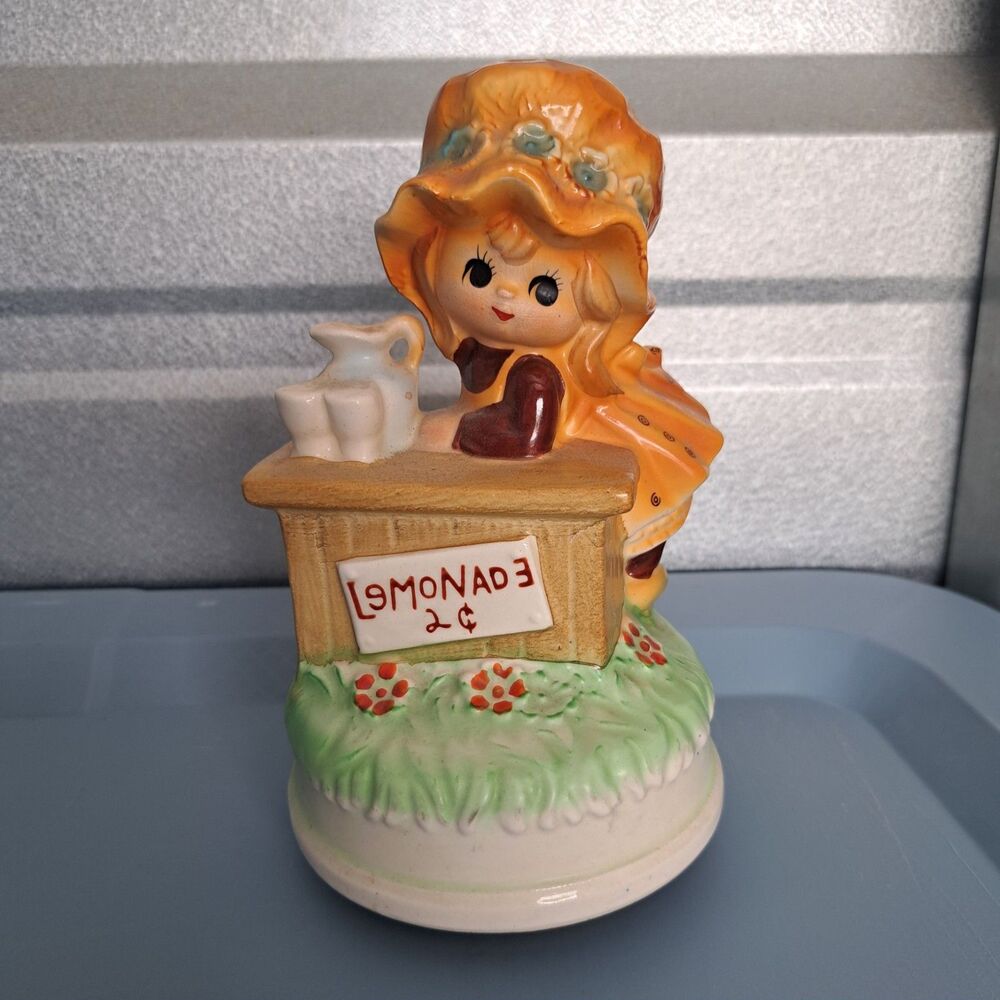 Vintage Fred Roberts Music Box The Lemonade Stand Rotating Japan Plays “My Way”